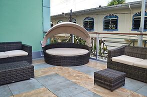 Leisure Inn