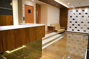 Hotel Royal Treat