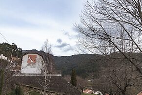 Loriga Feel Nature- Hostel