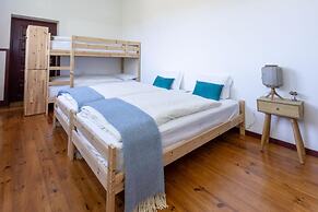 Loriga Feel Nature- Hostel