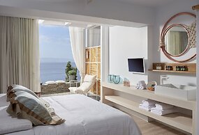 Canal Suites