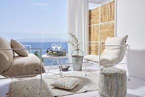 Canal Suites