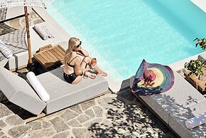 Canal Suites