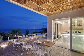 Canal Suites