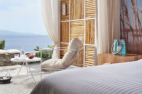 Canal Suites