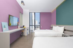Yello! Hotel