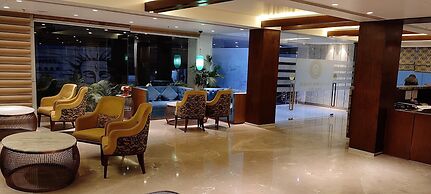 Hotel Le Lotus Grand Varanasi