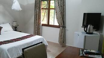 White Castle Hotel Arua