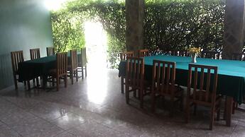 White Castle Hotel Arua