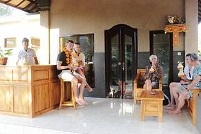 Kubu Padi Wooden House