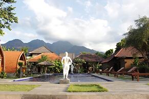 Kubu Padi Wooden House