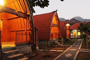 Kubu Padi Wooden House