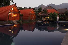 Kubu Padi Wooden House