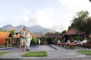 Kubu Padi Wooden House