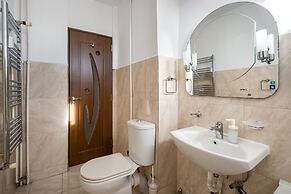 Studio 37 by MRG Apartments