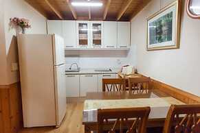 Cabin Town Pension