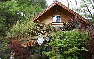 Cabin Town Pension