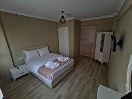 Kizil Elma Hotel
