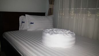 The Pearl Inn