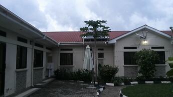 The Pearl Inn