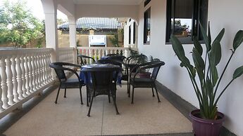 The Pearl Inn