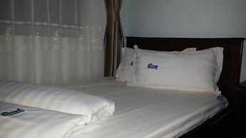 The Pearl Inn