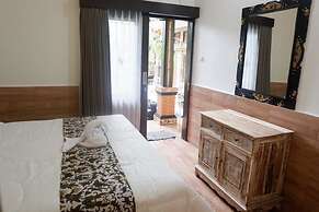 Mikuk Homestay