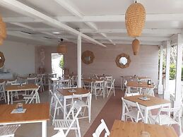 Gazebo Rooms
