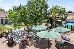 Hotel les vieux Acacias