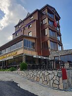 Sisdagi Zirve Otel