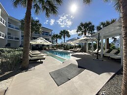 Grace Bay Suites