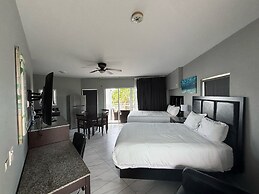 Grace Bay Suites