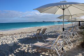 Grace Bay Suites