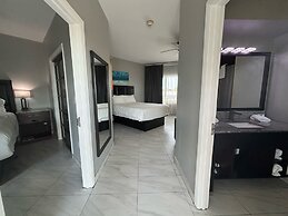 Grace Bay Suites
