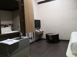 Vivids Hotel