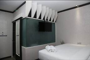 Vivids Hotel