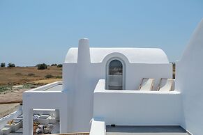 Bianco Diverso Suites