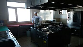 Yalnizcam Oteli