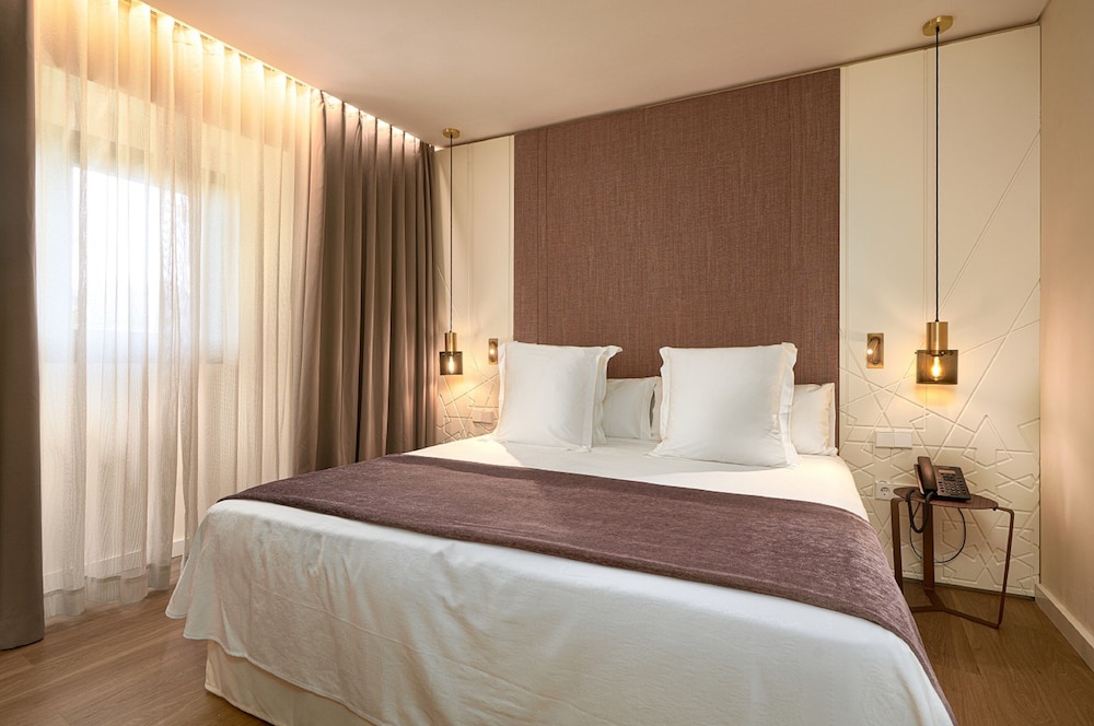 Suites Murillo Plaza Sta Cruz