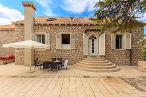 Hedera Estate, House Hedera V