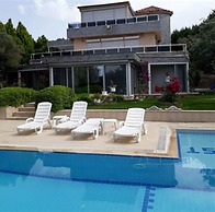 Urla Begonvil Pansiyon