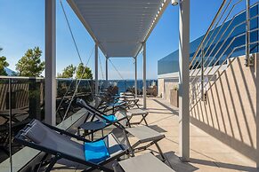 Noemia Apartments