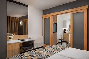 Noemia Apartments