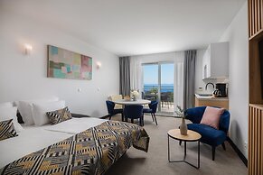 Noemia Apartments