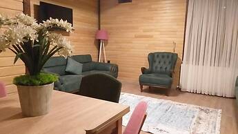 Dilek Suit & Cafe