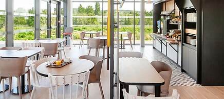 B&B HOTEL Igny Palaiseau