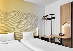 B&B HOTEL Igny Palaiseau