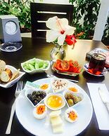 Maviev Otel
