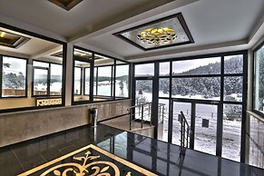 Lagoon Palace Hotel