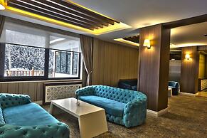 Lagoon Palace Hotel